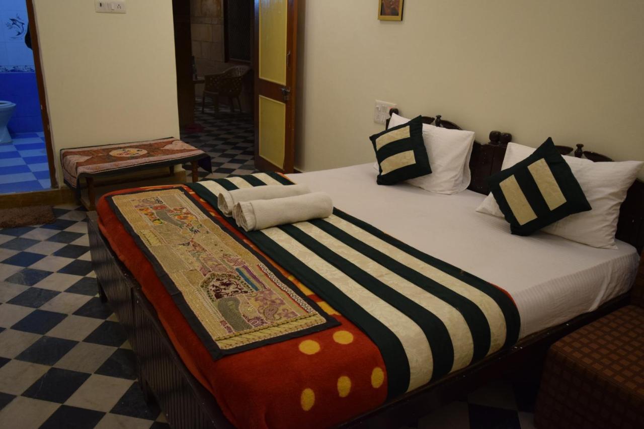 Hotel Renuka Jaisalmer Dış mekan fotoğraf