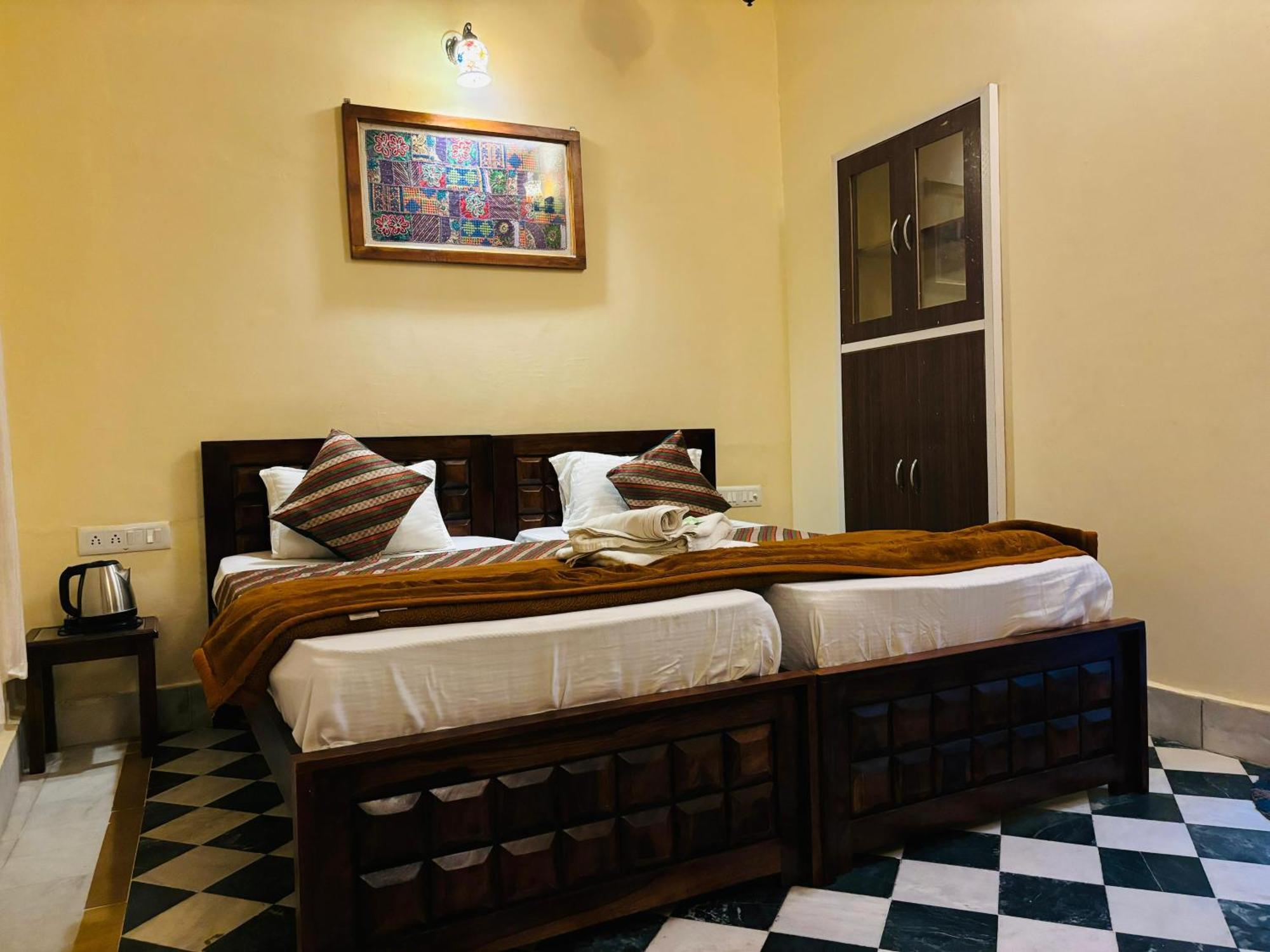 Hotel Renuka Jaisalmer Dış mekan fotoğraf
