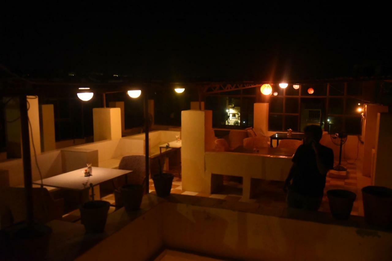 Hotel Renuka Jaisalmer Dış mekan fotoğraf